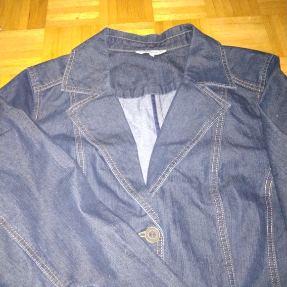 AE Sport size 24 Classy Ladies Jean Jacket - Picture 4 of 5